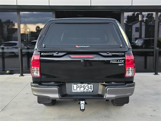2018 Toyota Hilux - Thumbnail