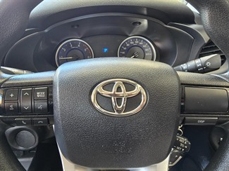 2019 Toyota Hilux - Thumbnail