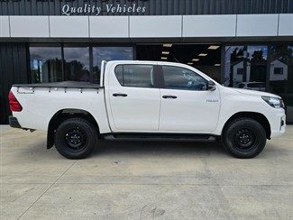 2019 Toyota Hilux - Thumbnail