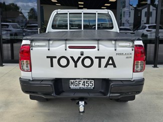 2019 Toyota Hilux - Thumbnail
