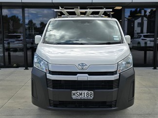 2020 Toyota Hiace - Thumbnail