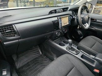 2019 Toyota Hilux - Thumbnail