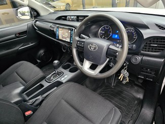 2019 Toyota Hilux - Thumbnail