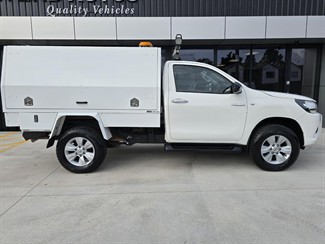 2016 Toyota Hilux - Thumbnail