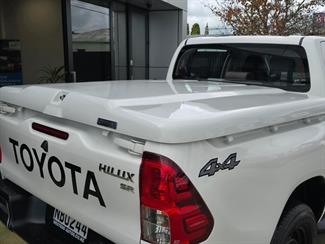 2020 Toyota Hilux - Thumbnail