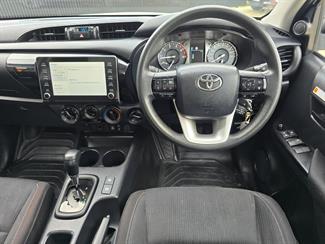 2020 Toyota Hilux - Thumbnail