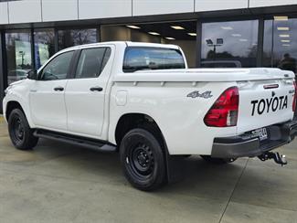 2020 Toyota Hilux - Thumbnail