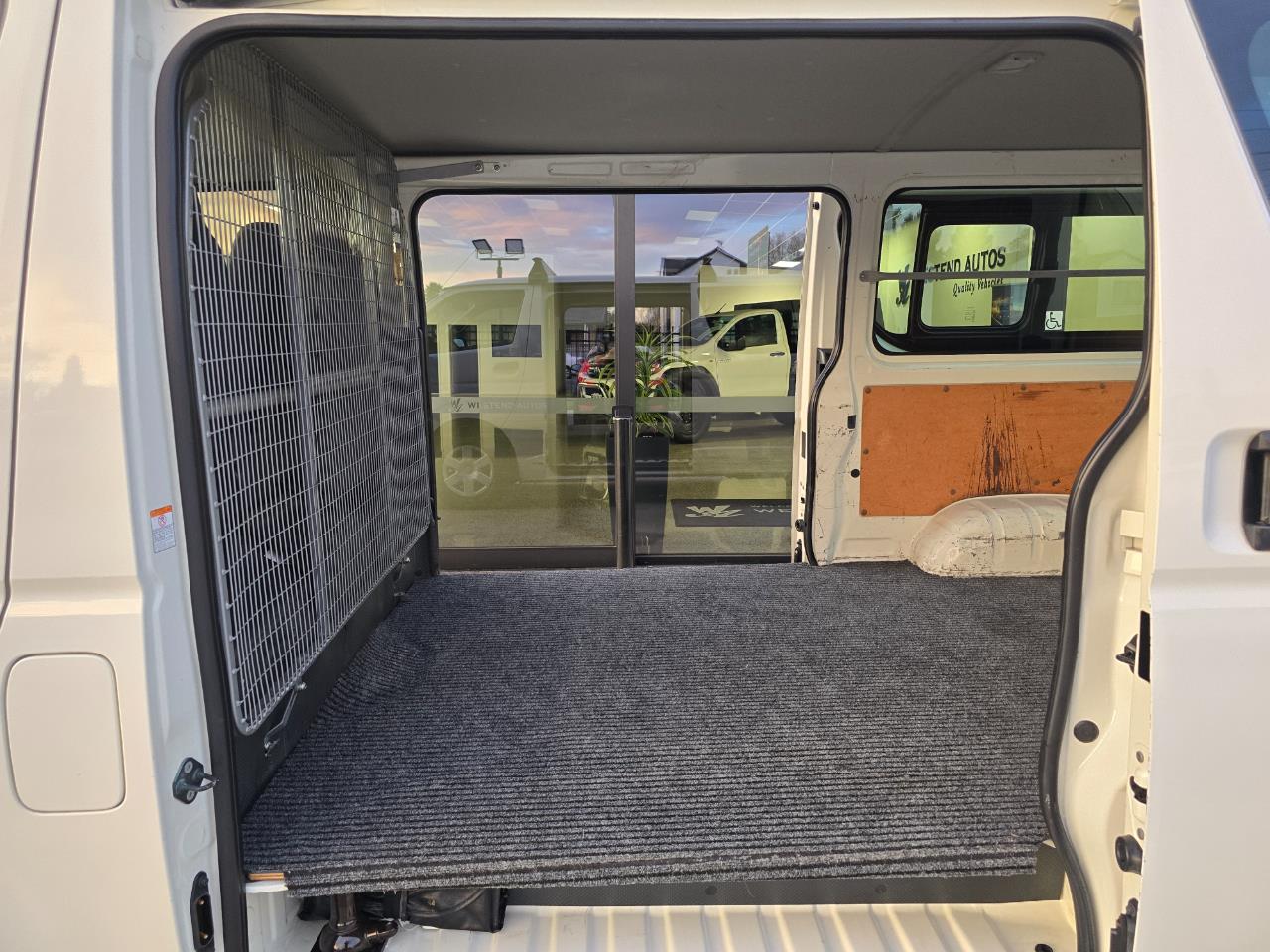 2014 Toyota Hiace