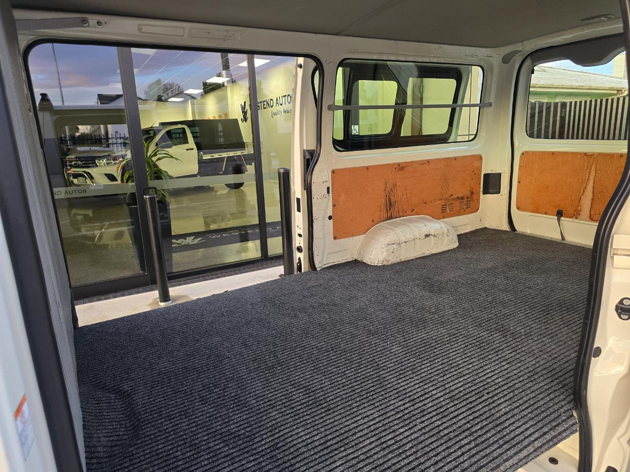 2014 Toyota Hiace