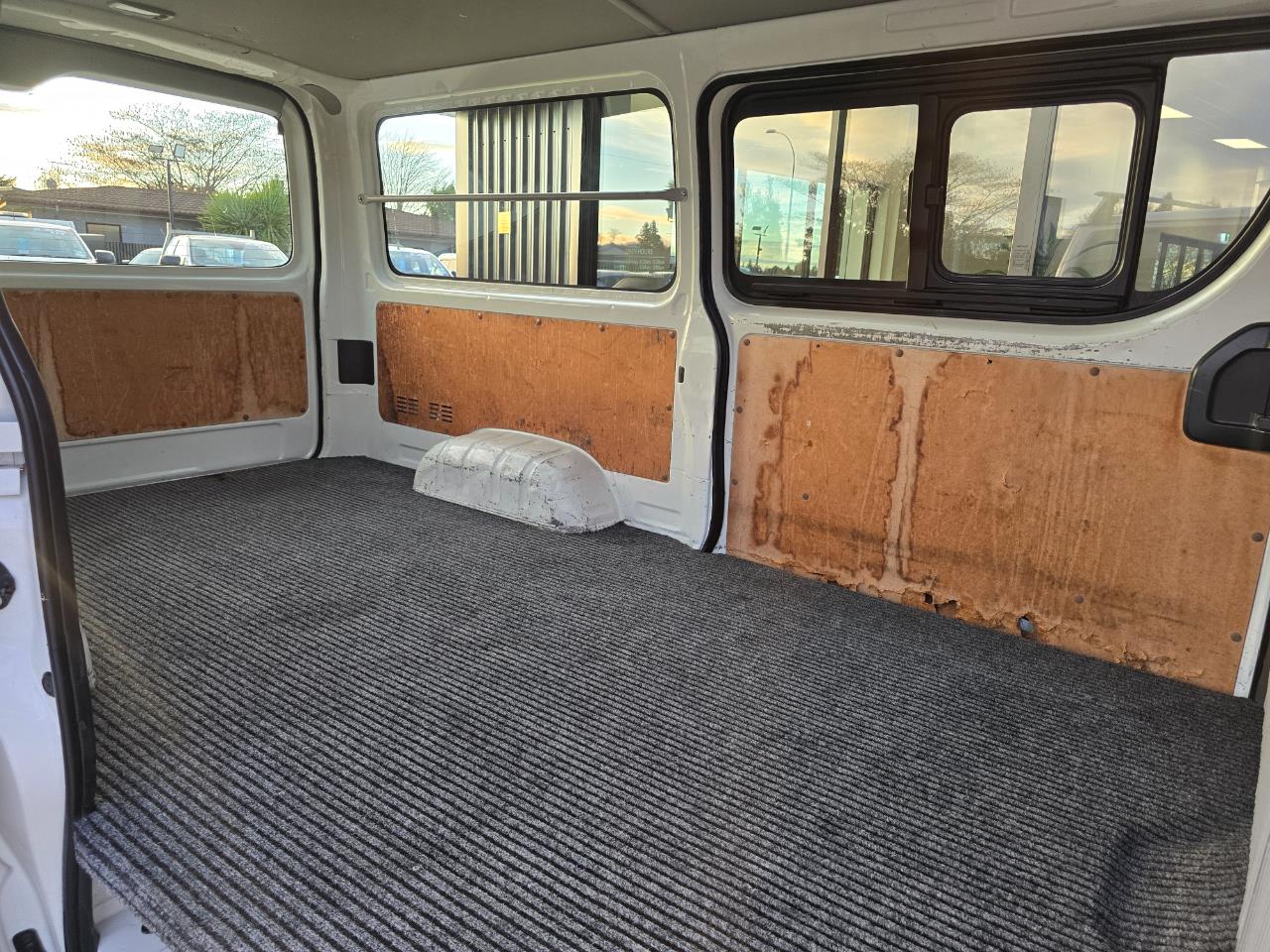 2014 Toyota Hiace