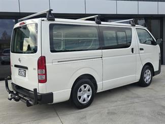 2014 Toyota Hiace - Thumbnail