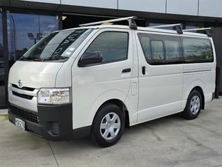 2014 Toyota Hiace - Thumbnail