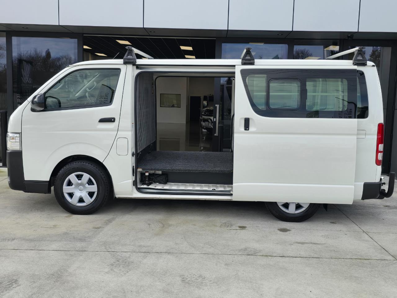2014 Toyota Hiace