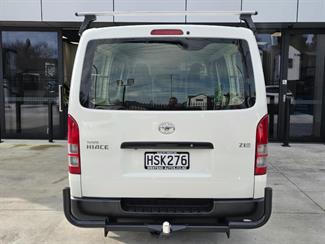 2014 Toyota Hiace - Thumbnail
