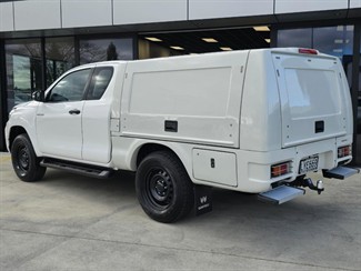 2019 Toyota Hilux - Thumbnail