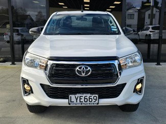 2019 Toyota Hilux - Thumbnail