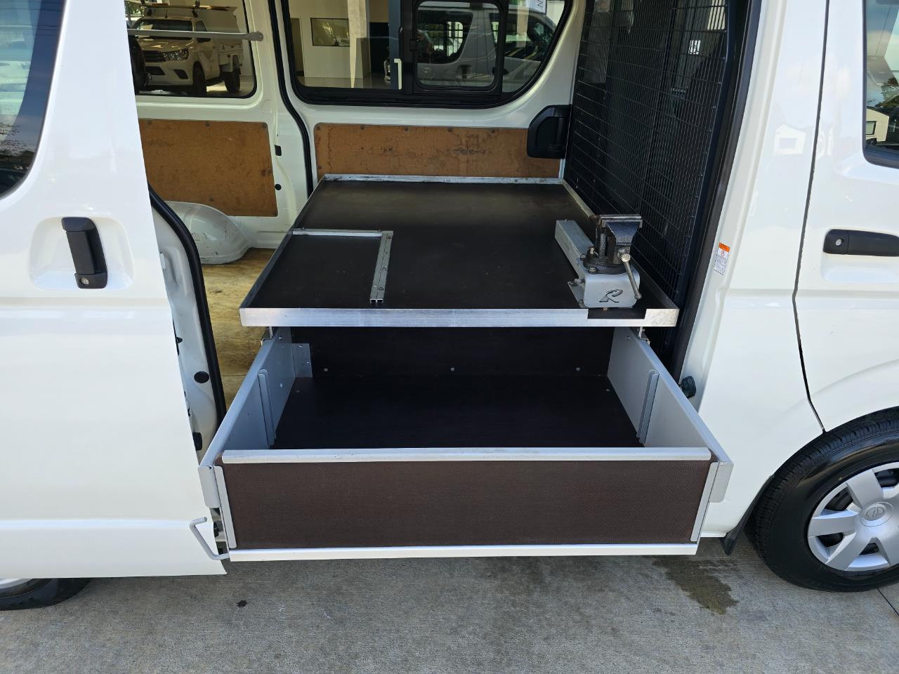 2016 Toyota Hiace