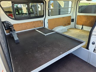 2016 Toyota Hiace - Thumbnail