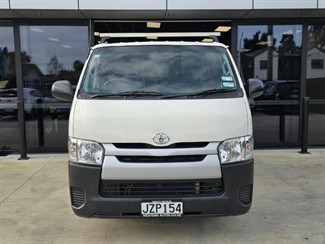 2016 Toyota Hiace - Thumbnail