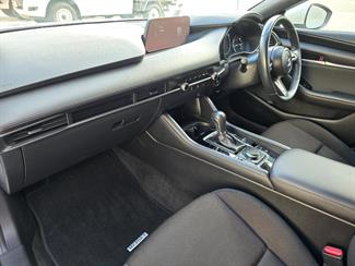 2021 Mazda 3 - Thumbnail