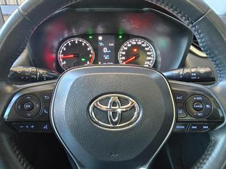 2021 Toyota RAV4 - Thumbnail