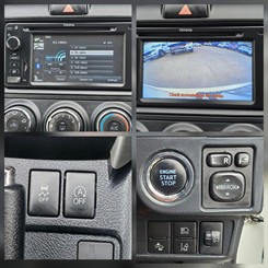 2018 Toyota Corolla - Thumbnail