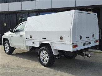 2021 Mitsubishi Triton - Thumbnail