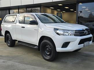 2018 Toyota Hilux - Thumbnail