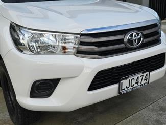 2018 Toyota Hilux - Thumbnail