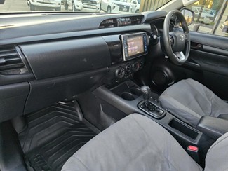 2018 Toyota Hilux - Thumbnail