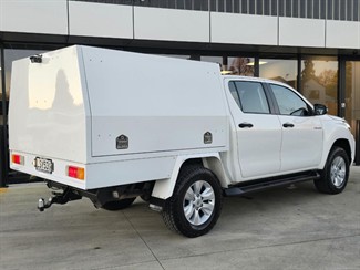 2018 Toyota Hilux - Thumbnail