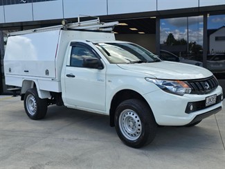 2018 Mitsubishi Triton - Thumbnail