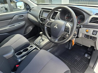 2018 Mitsubishi Triton - Thumbnail