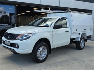 2018 Mitsubishi Triton - Thumbnail