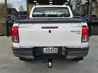2017 Toyota Hilux - Thumbnail