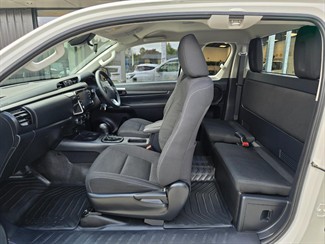 2021 Toyota Hilux - Thumbnail