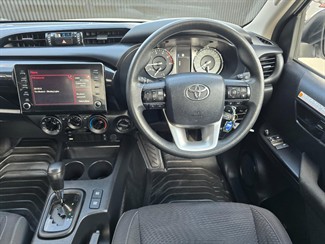 2021 Toyota Hilux - Thumbnail