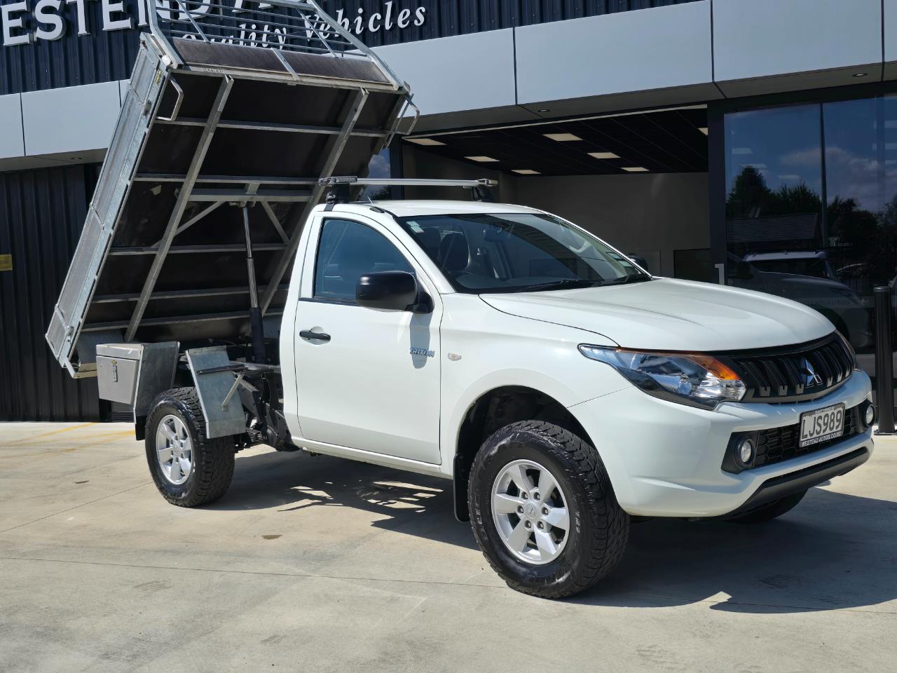 2018 Mitsubishi Triton