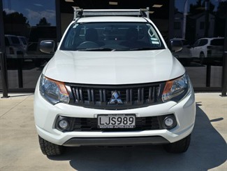 2018 Mitsubishi Triton - Thumbnail