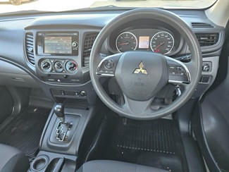 2018 Mitsubishi Triton - Thumbnail