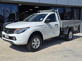 2018 Mitsubishi Triton - Thumbnail