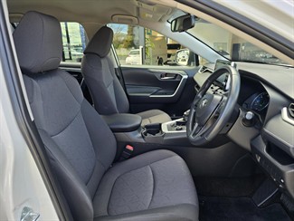 2021 Toyota Rav4 - Thumbnail