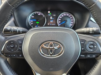 2021 Toyota Rav4 - Thumbnail