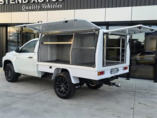 2020 Mitsubishi Triton - Thumbnail