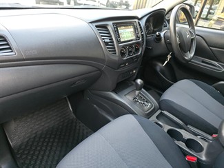 2020 Mitsubishi Triton - Thumbnail