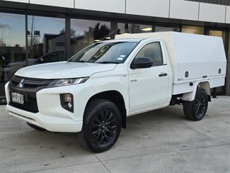 2020 Mitsubishi Triton - Thumbnail