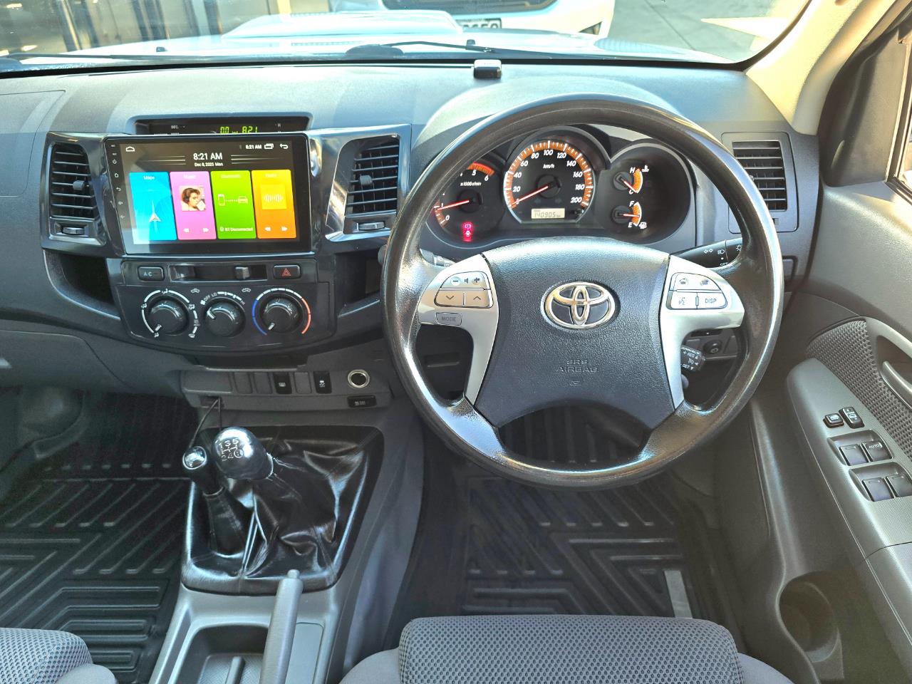 2015 Toyota Hilux