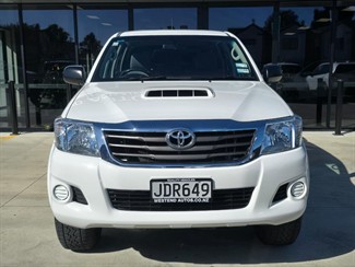 2015 Toyota Hilux - Thumbnail