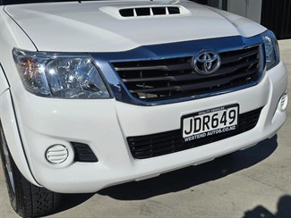 2015 Toyota Hilux - Thumbnail