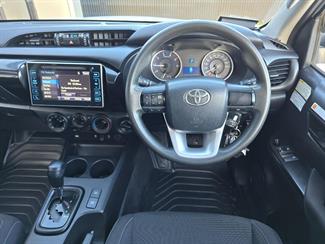 2019 Toyota Hilux - Thumbnail